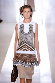 Marni Spring 2012 Black And Beige Leather Tote - Lyst