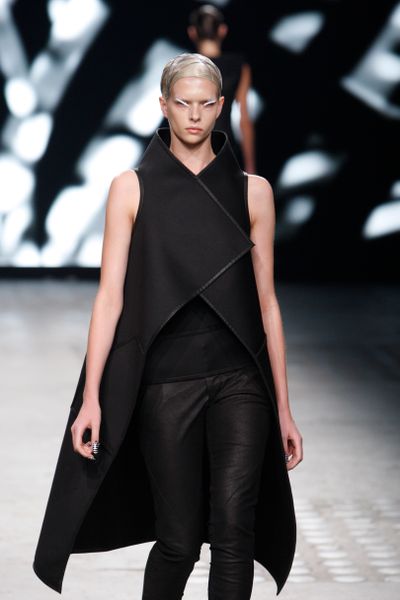 Gareth Pugh Spring 2012 Black Asymmetric Sleeveless Long Coat With Leather Trimms in Black - Lyst