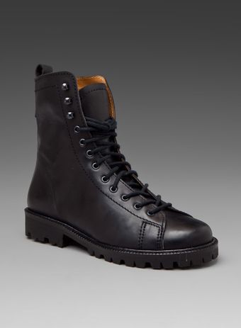  Bestla Boot 