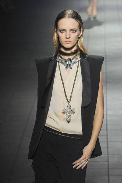 Lanvin Spring 2012 Gold Necklace in Gold - Lyst