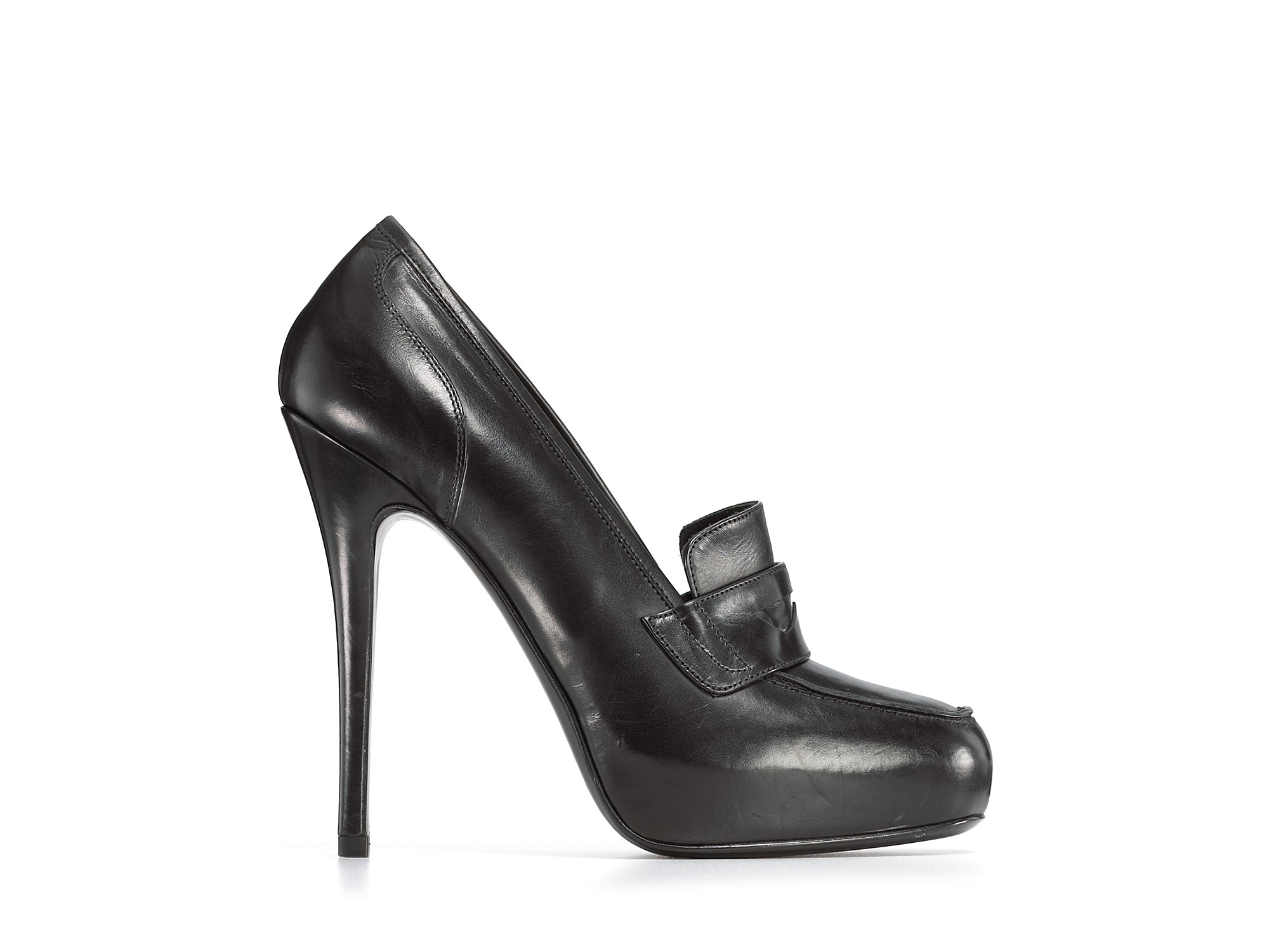 Vera Wang Lavender Talli High Heel Loafers in Black | Lyst