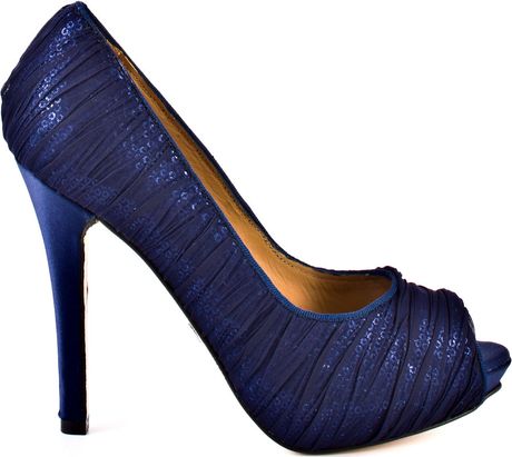 badgley mischka navy shoes