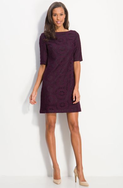 Adrianna Papell Lace Shift Dress in Purple (pansy)