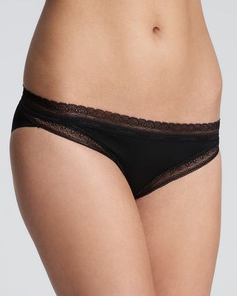  Underwear Perfectly Fit Sexy Signature Bikini with Lace 