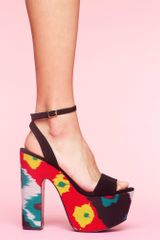 Nasty Gal Shazzam Platform - Ikat