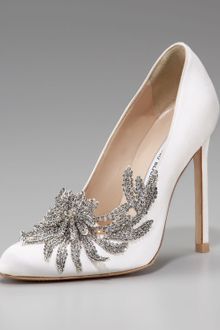 Manolo Blahnik Swan Embellished Satin Pump - Lyst