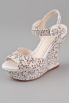 Alice + Olivia Jana Laser Cut Wedge Sandals - Lyst
