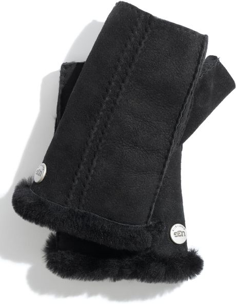Ugg Classic Shearling Fingerless Gloves in Black | Lyst
