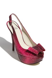 Stuart Weitzman Bowrey Pump - Lyst