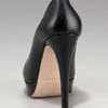 Miu Miu Leather Platform Pump in Black - Lyst