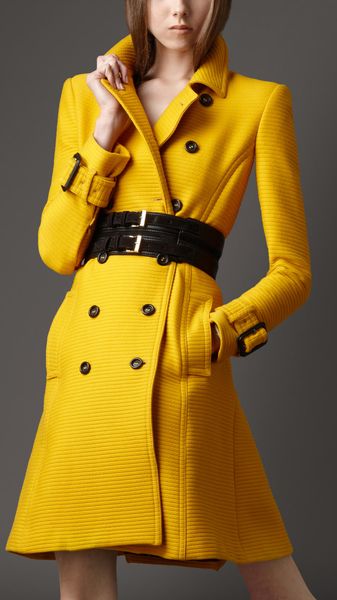 Burberry Soft Textured Trench Coat - Lyst