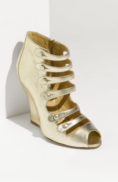 Oscar De La Renta 'Dakota' Wedge Bootie in Gold (gold leather) - Lyst