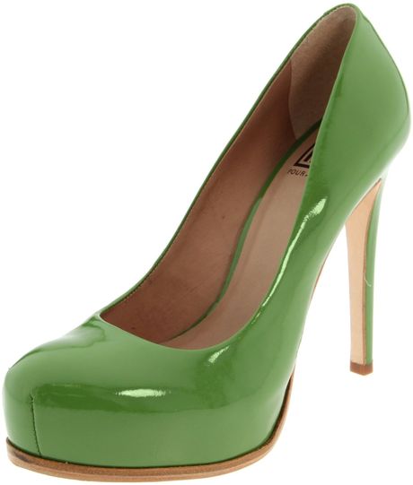 ... La Victoire Womens Irina Platform Pump in Green (apple green) | Lyst
