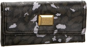 Marc By Marc Jacobs Animal Q Long Tri-fold Wallet - Lyst