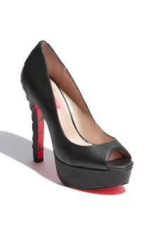Betsey Johnson Sita Pump - Lyst