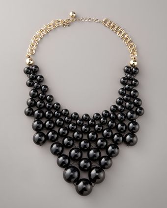  Dotz Bib Necklace 