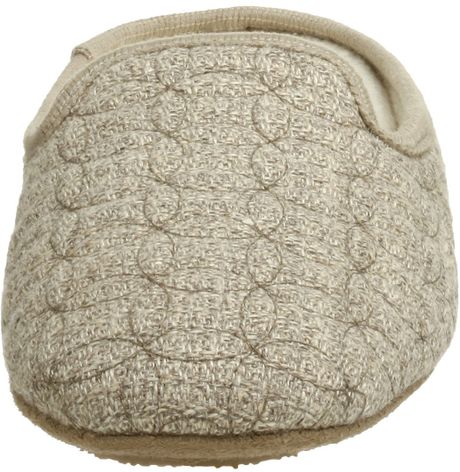 Acorn Acorn Womens Quilted Eco Scuff Slipper in Beige (earth tweed) | Lyst