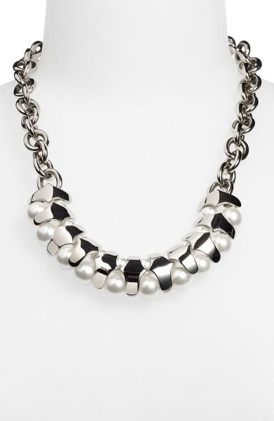 St. John  Faux Pearl & Chain Link Necklace in Silver (flash gold/ white) - Lyst