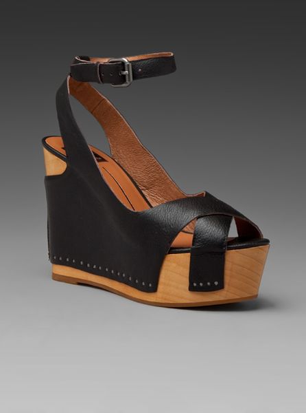 Dolce Vita Jaelyn Leather Wedge Sandal in Black - Lyst