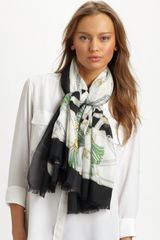 Gucci Belt & Tassel Print Shawl Scarf
