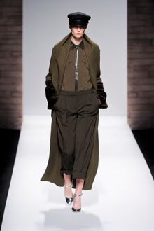 Max Mara Fall 2012 Cropped Pleated Front Tailored Pants With Side Pockets And Turn Ups In Dark Grey  - Lyst