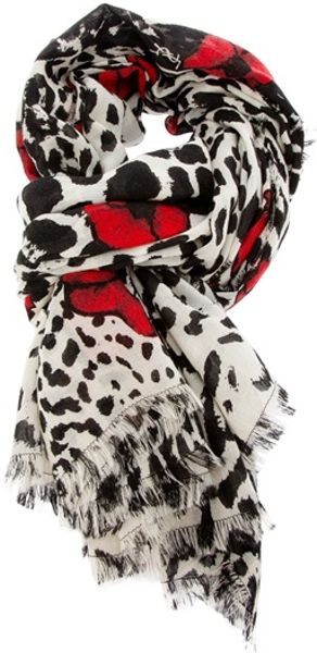 Yves Saint Laurent Poppy Print Scarf in Multicolor (poppy) - Lyst