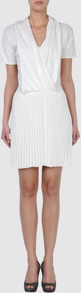  Short Dresses 