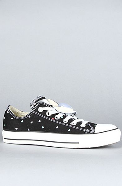 confetti chucks