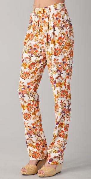  Pleated Trousers 