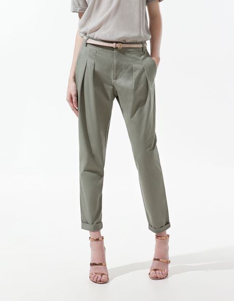 Zara Pleated Trousers in Khaki | Lyst