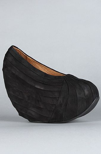  The Pleat Shoe in Black Multi 