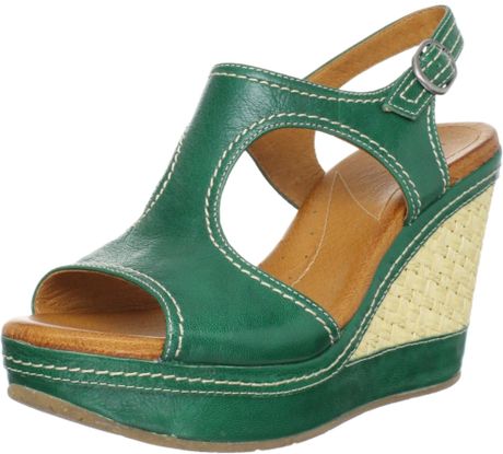 Naya Naya Womens Eternal Wedge Sandal in Green (kelly green) | Lyst