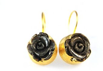 Toosis Golden Rose Earrings - Lyst