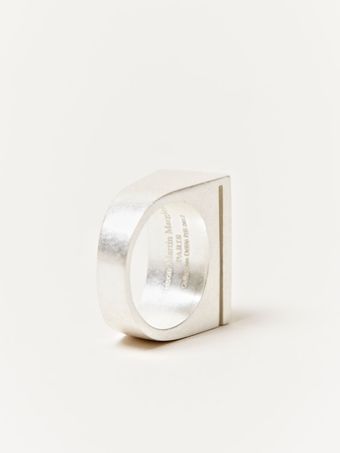  Defile Womens Raised Panel Ring 