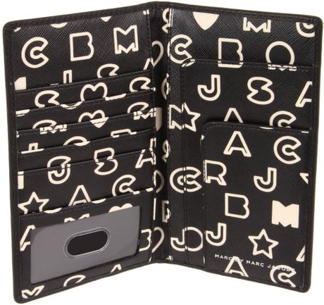 marc-by-marc-jacobs-black-multi-marc-by-marc-jacobs-eazy-travel-wallet