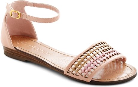 Modcloth Wearing Is Beweaving Sandal in Brown - Lyst