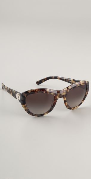 Tory Burch Rounded T Logo Sunglasses in Animal - Lyst