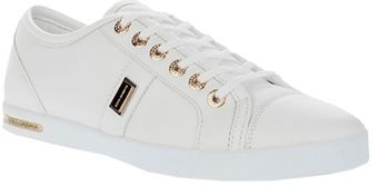  Laceup Sneaker 