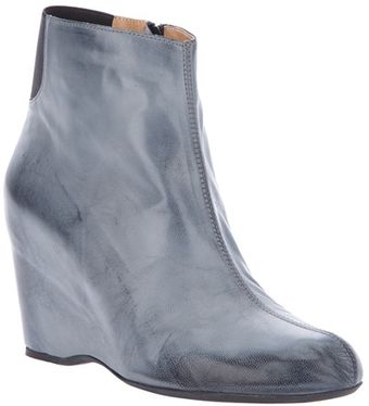  Wedge Ankle Boot 
