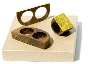 Sophie Monet Gilded Square Top Ring - Lyst