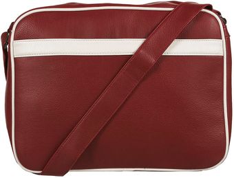  Satchel 