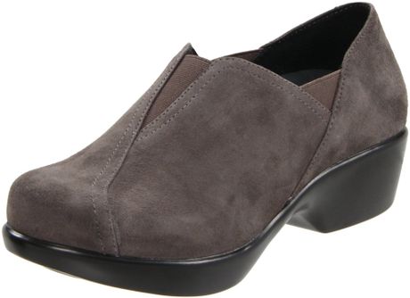 Dansko Womens Arden Slipon Loafer in Gray (grey suede) - Lyst