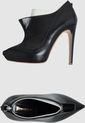  Rupert Sanderson Shoe Boots 