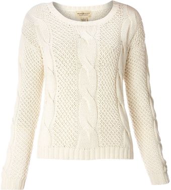  Long Sleeve Open Crew Neck Cable Knit Jumper 
