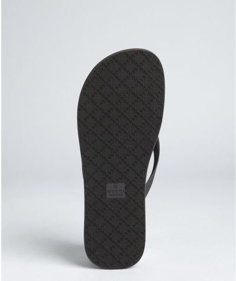 Gucci Black Rubber Thong Flip Flops in Black for Men | Lyst