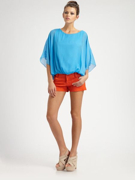 Alice + Olivia Katie Dolman Silk Top in Blue - Lyst