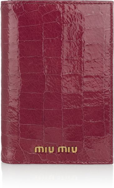 Miu Miu Croceffect Glossedleather Passport Holder in Purple (cherry) - Lyst