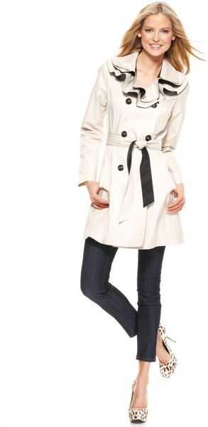 Betsey Johnson Ruffle Collar Colorblock Trench  in Beige (flax) - Lyst