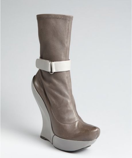Celine Grey Leather Jointed Wedge Boots in Gray (grey) - Lyst