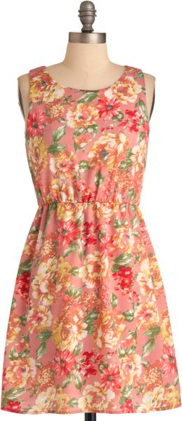 Modcloth Strolling On Sunday Dress in Red (blush) - Lyst